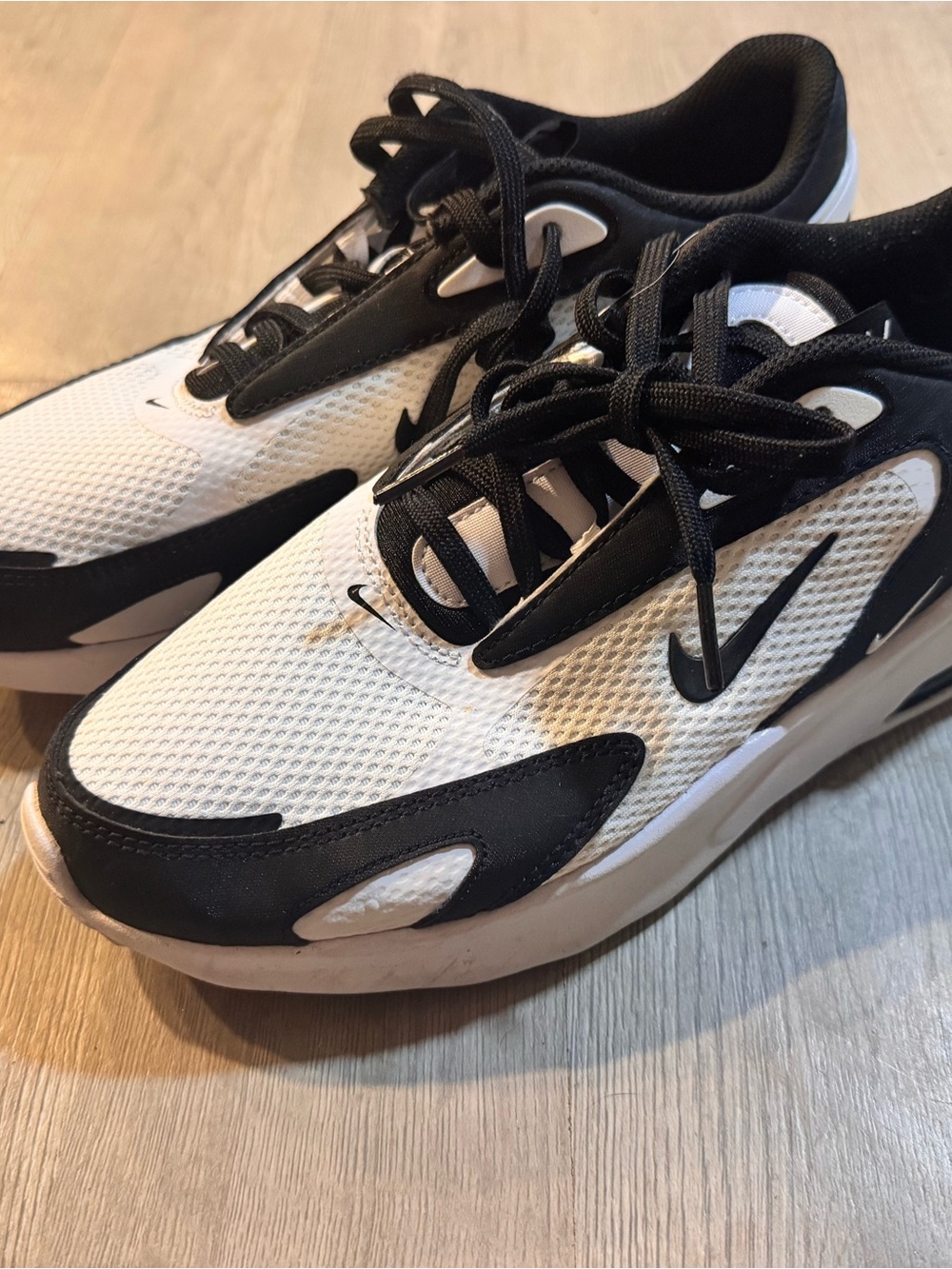 Nike Women’s  Black and White Athletic Sneakers